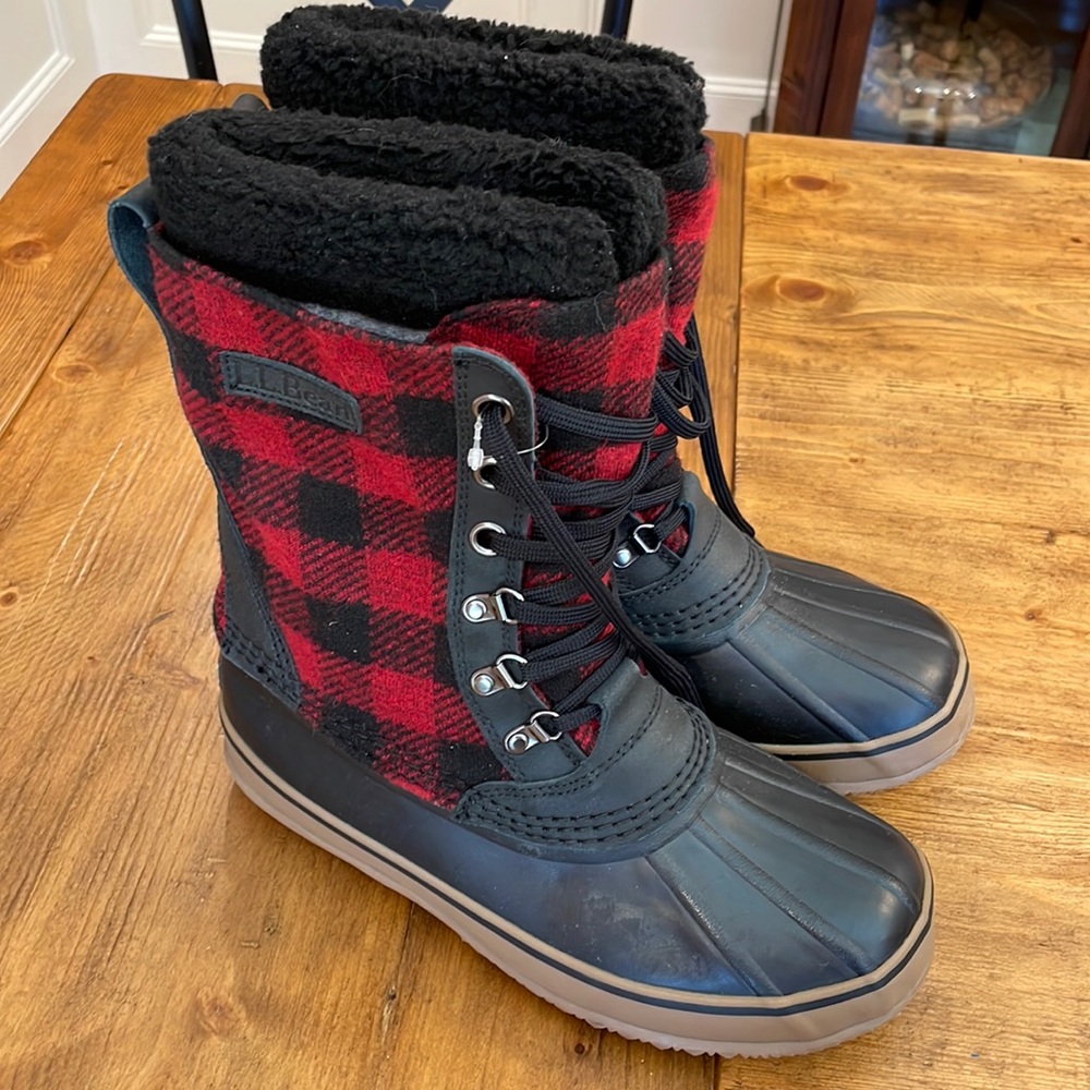 L.L. Bean Buffalo Check Snow Boots • Size 8 • EUC